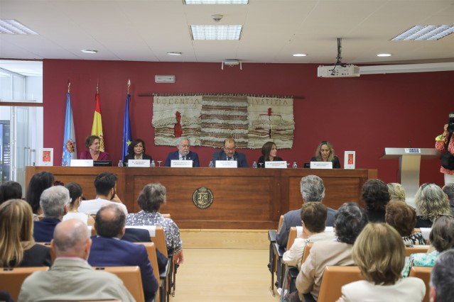 Santalices lembra a participación de Francisco Puy no xerme do Estatuto de Autonomía